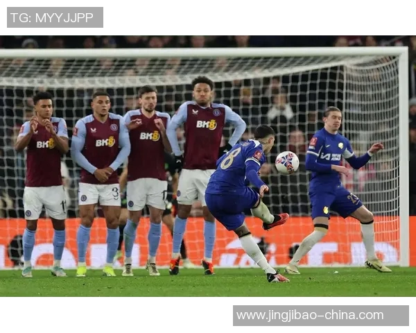 世界杯激战尤文图斯险胜切尔西红牌事件引发转会传闻热潮