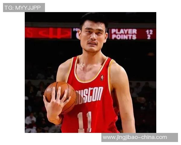 姚明职业生涯初期的奋斗与成就探索