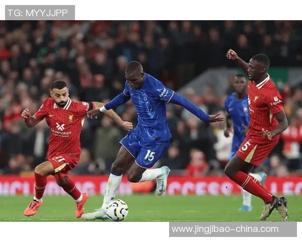 意甲激战：利物浦与马竞战成平局神奇扑救引发争议判罚风波