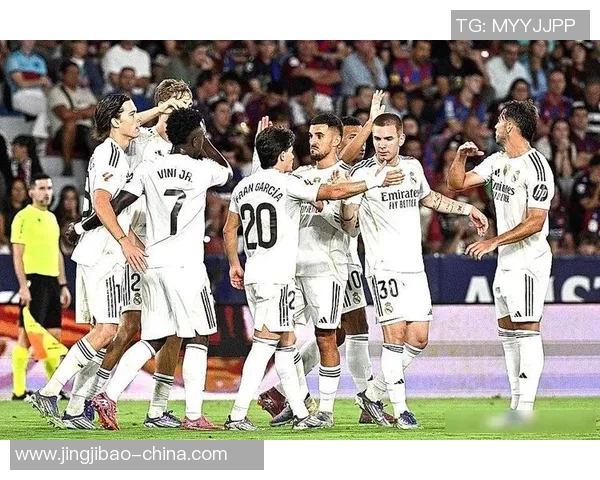 中超精彩对决皇马与那不勒斯激战成平局战术解析与绝杀瞬间回顾